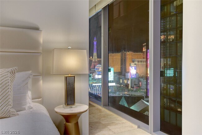 Building Photo - 3726 S Las Vegas Blvd