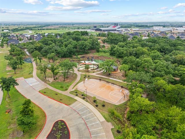 Building Photo - 10736 Smoky Oak Trail