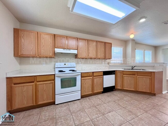 Building Photo - 127 Booker Palm