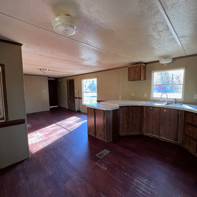 Building Photo - 1481 Holly Grove Rd