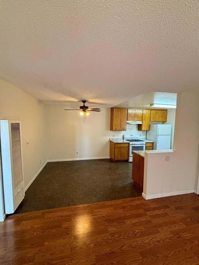 Building Photo - Upstairs Condo in Orcutt Area Reduced Deposit