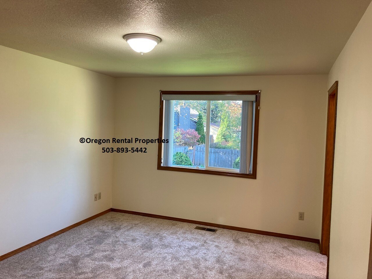 Building Photo - 2511 NE 161st Ave