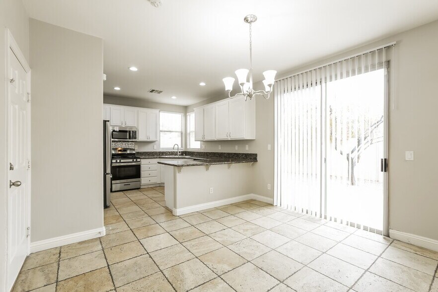 Building Photo - 5544 Grand Rapids St