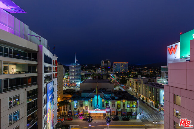 Building Photo - 6250 Hollywood Blvd