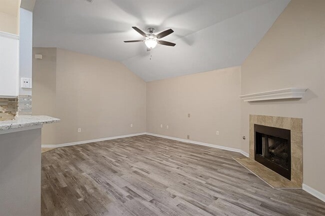 Building Photo - 7320 Muffin Dr