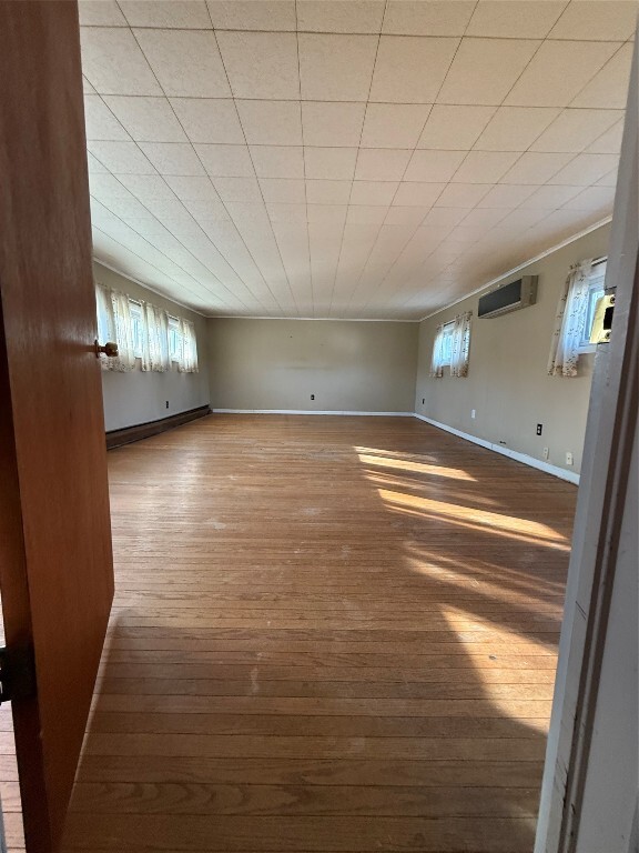 Building Photo - 404 Elmhaven Dr