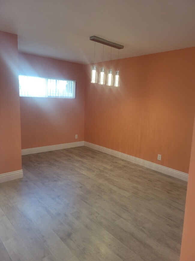 Building Photo - 5235 Corteen Pl