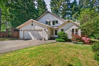 Building Photo - Coastal Elegance Near Sunrise Beach: Luxury 3BR/2.5BA Gig Harbor Home