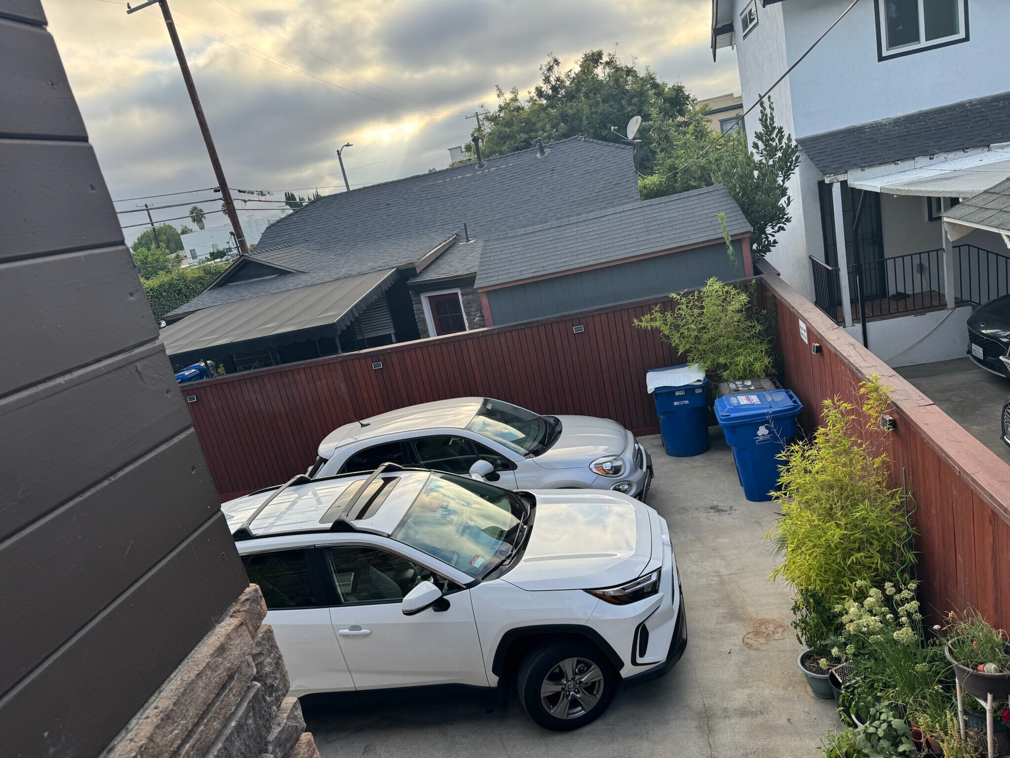 Building Photo - 5919 Lexington Ave