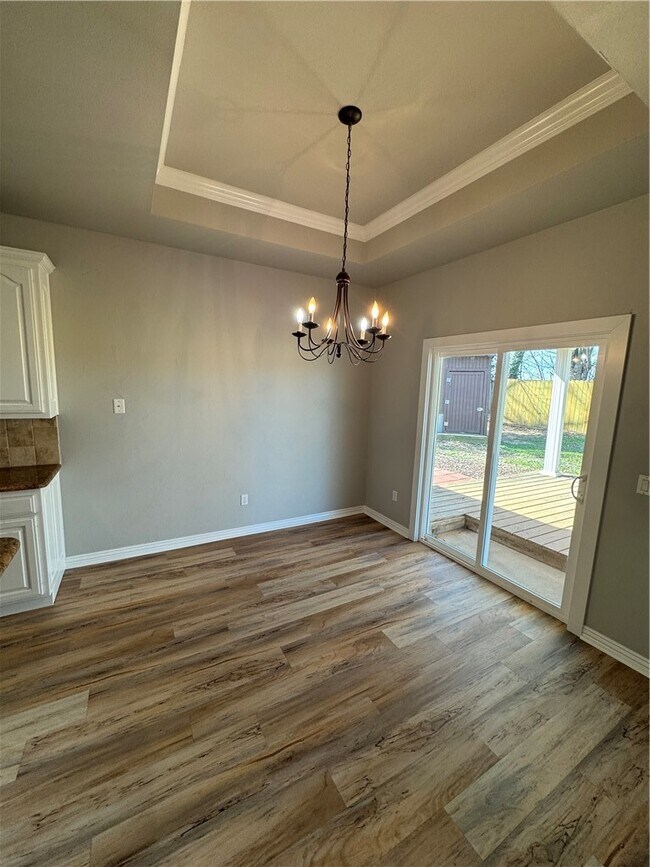 Building Photo - 314 Center Dr