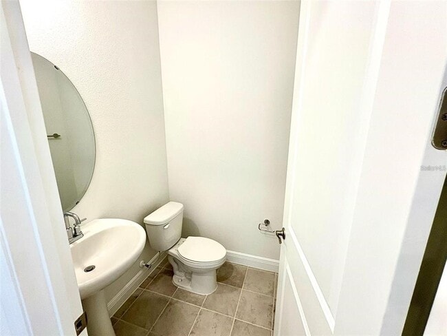 Building Photo - 5014 Railroad Vine Aly