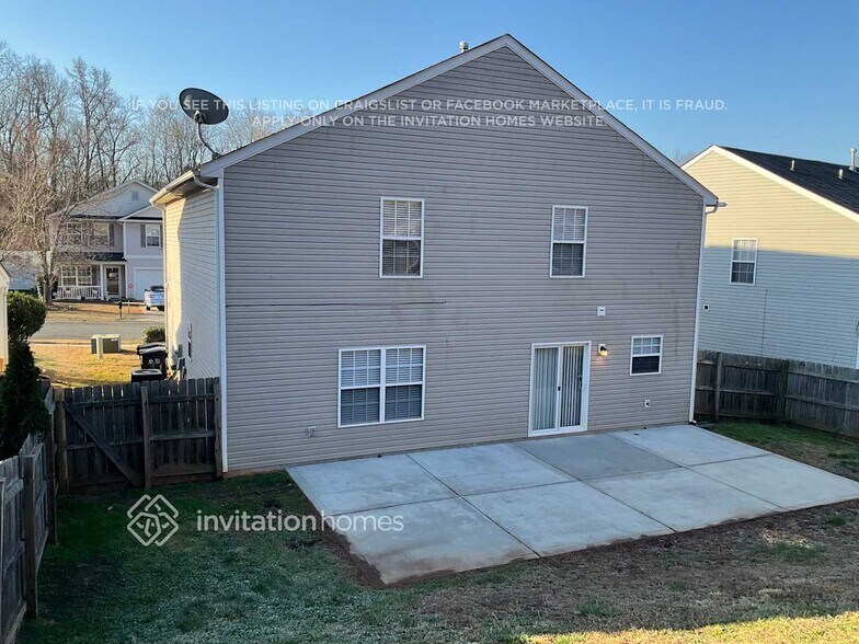 Building Photo - 4818 Autumn Oak Dr