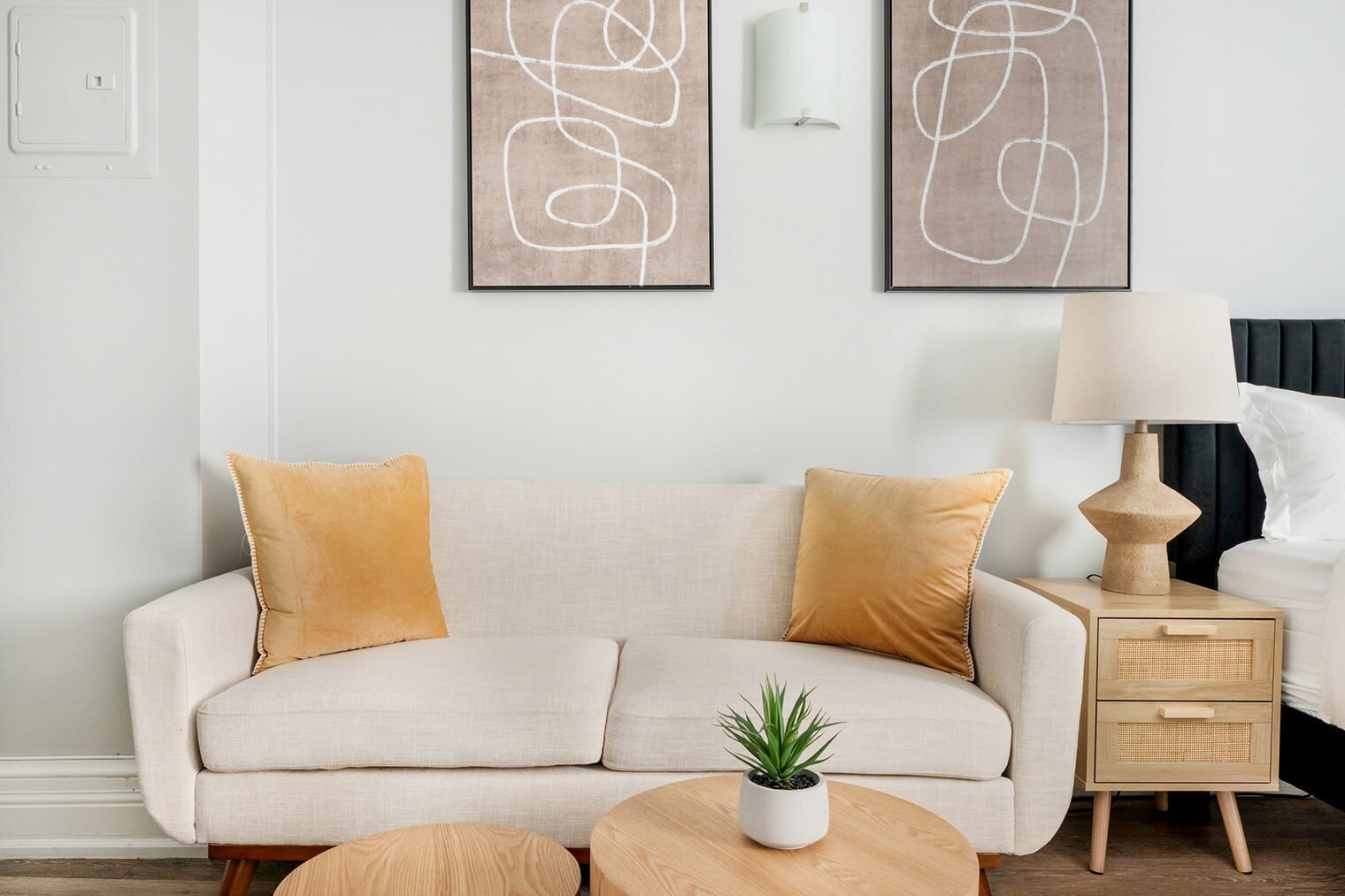 Building Photo - 240 W 73rd St