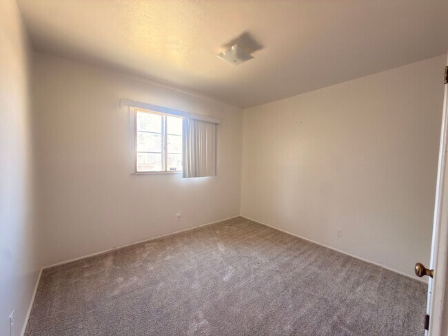 Building Photo - 1831 Childers Dr NE