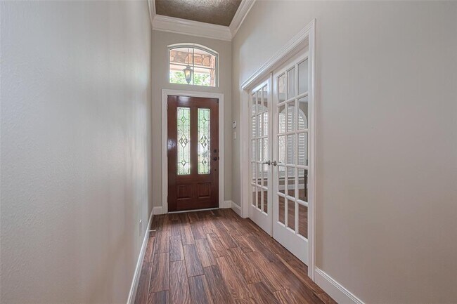 Building Photo - 17 Peach Tree Ct