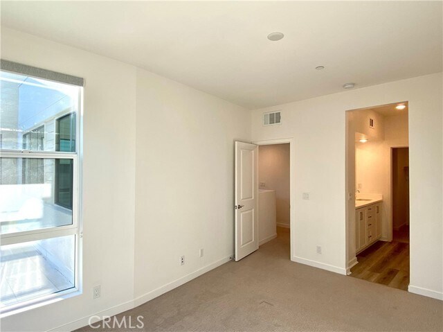 Building Photo - 11050 Verve Dr