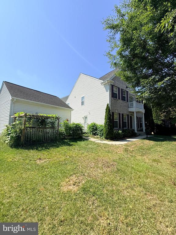 Building Photo - 8140 Gilroy Dr