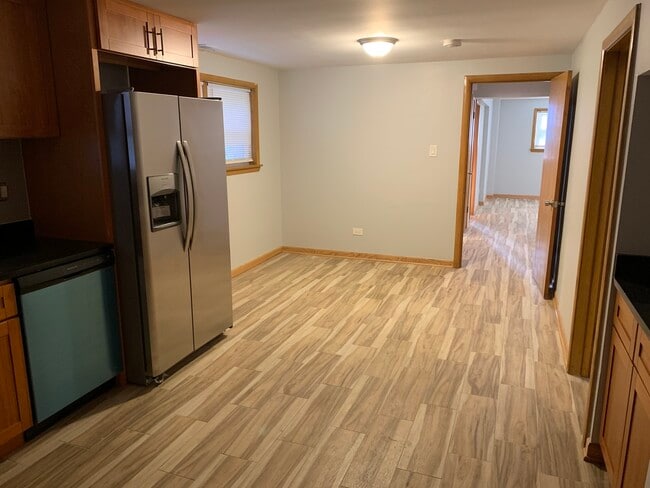 Building Photo - 4221 S Mozart St