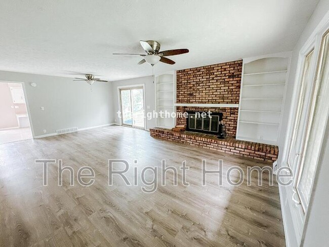 Building Photo - 5141 Raven Oaks Cir