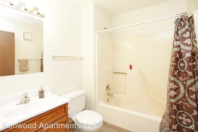 Building Photo - 211-221 E McKinley Ave