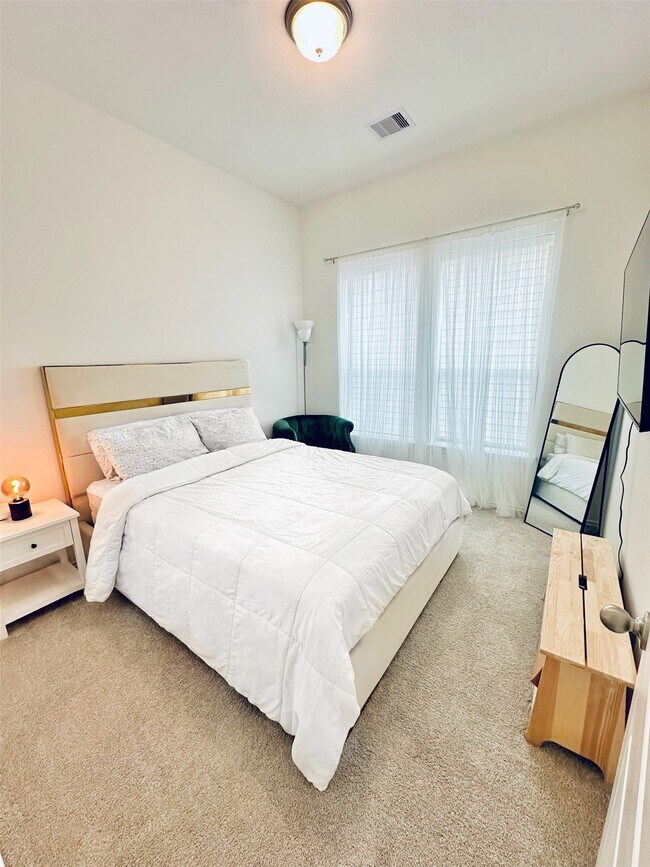 Building Photo - 4918 Mango Pk Ln