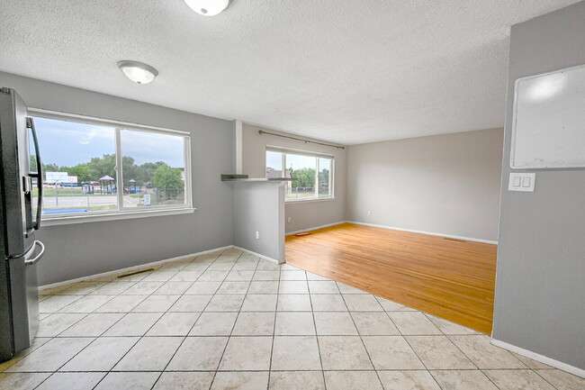 Building Photo - $1,895.00, 3 bed, 2 bath located in Fountain