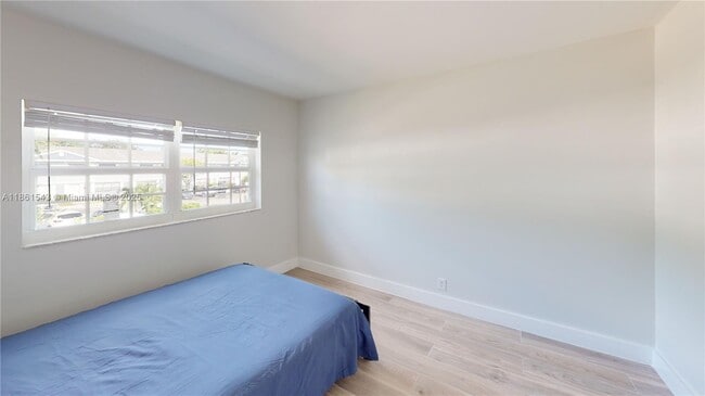 Building Photo - 1825 SW 81st Terrace