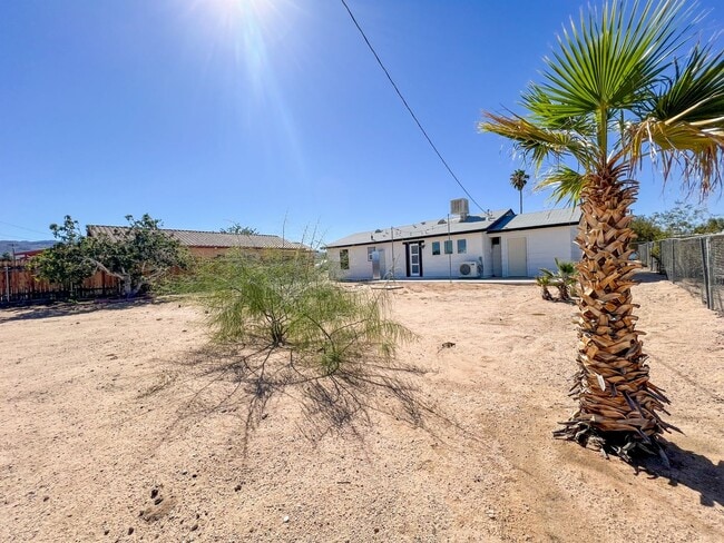 Building Photo - A Newly Remodeled 3 Bedroom