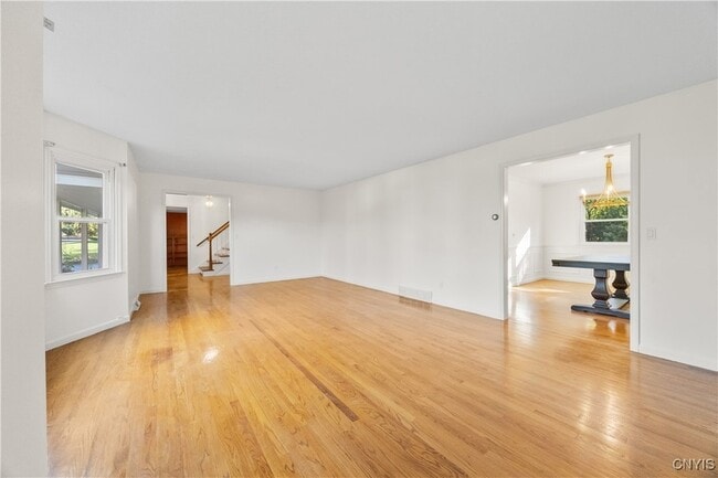 Building Photo - 8178 Old Sunridge Dr