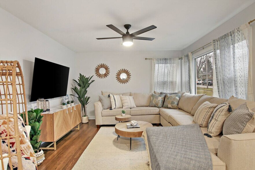 Building Photo - 1104 Elizabeth St