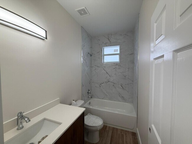 Building Photo - 7723 S Haverhill Rd