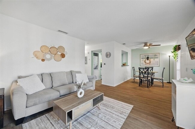 Building Photo - 8911 Blind Pass Rd