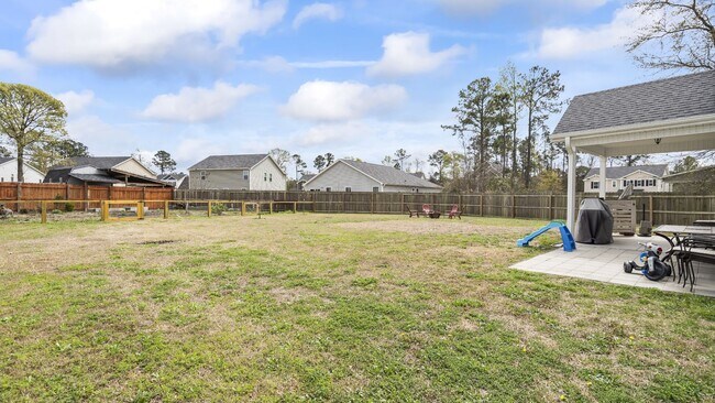 Building Photo - 4-Bedroom Hunter's Creek Gem