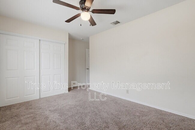 Building Photo - 7911 Corona Ridge