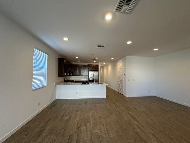Building Photo - 3228 W Morning Vista Ln