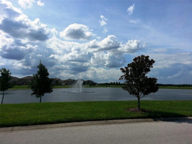 Building Photo - 550 Juniper Springs Dr