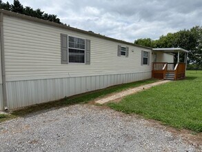 Building Photo - Greenback 37742 - 3 bed 2 bath mobile home...