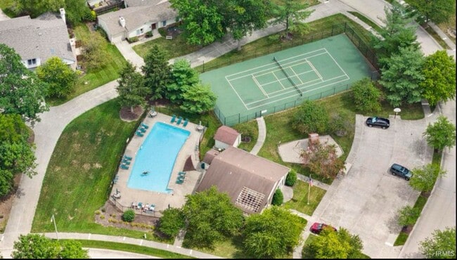 Building Photo - 6220 Crofton Dr