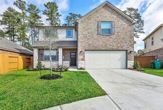 Building Photo - Very functional floor plan, has game room/...