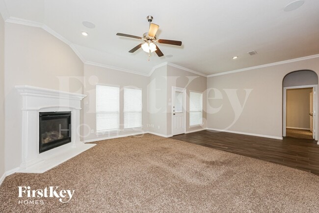 Building Photo - 3213 Charing Cross Rd