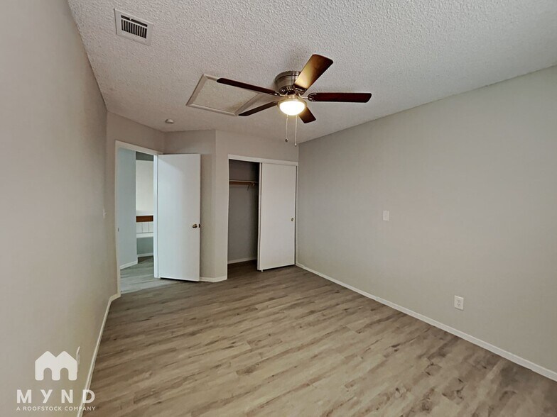Building Photo - 142 Wynntry Dr