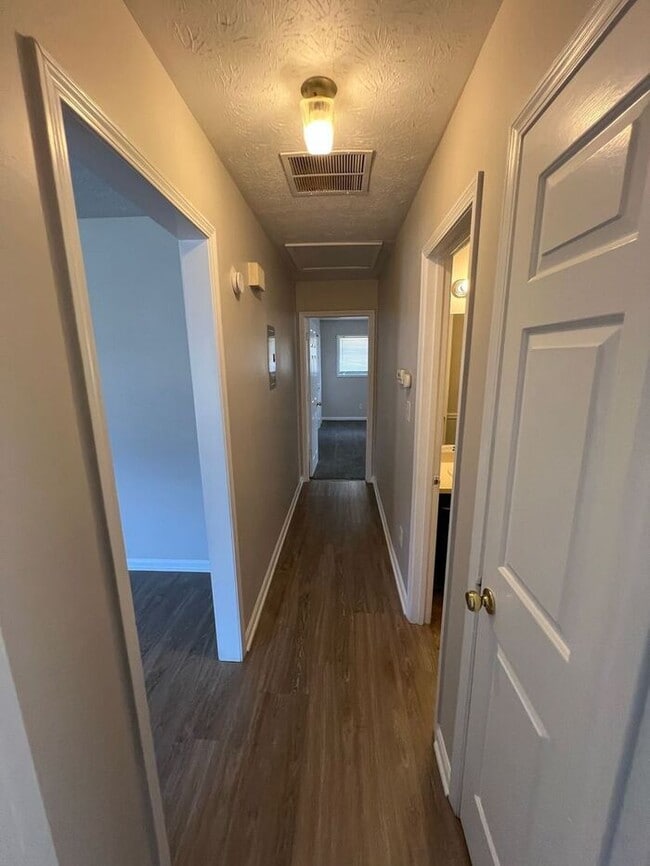 Building Photo - Spacious 2-Bed, 2-Bath Duplex in Lawrenceville — Ready Now!