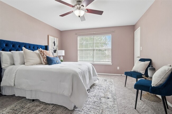 Building Photo - 8601 Forest Highlands Dr