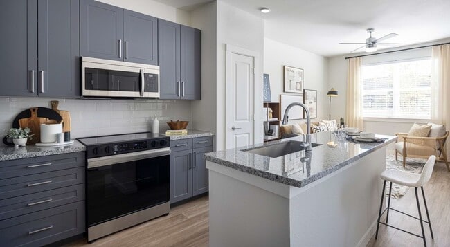 Primary Photo - 1505 Oliver St