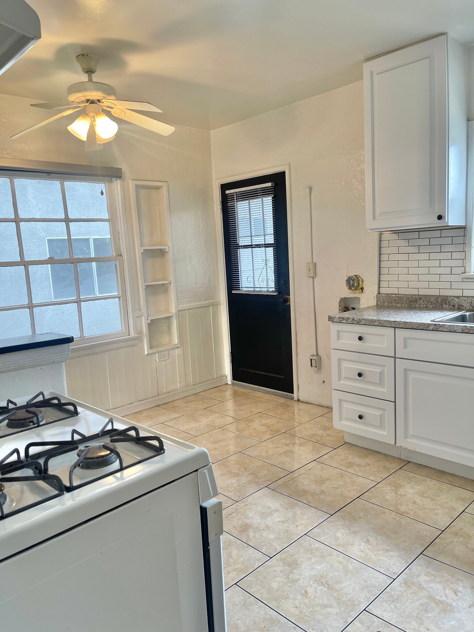 Building Photo - 5435 Colfax Ave