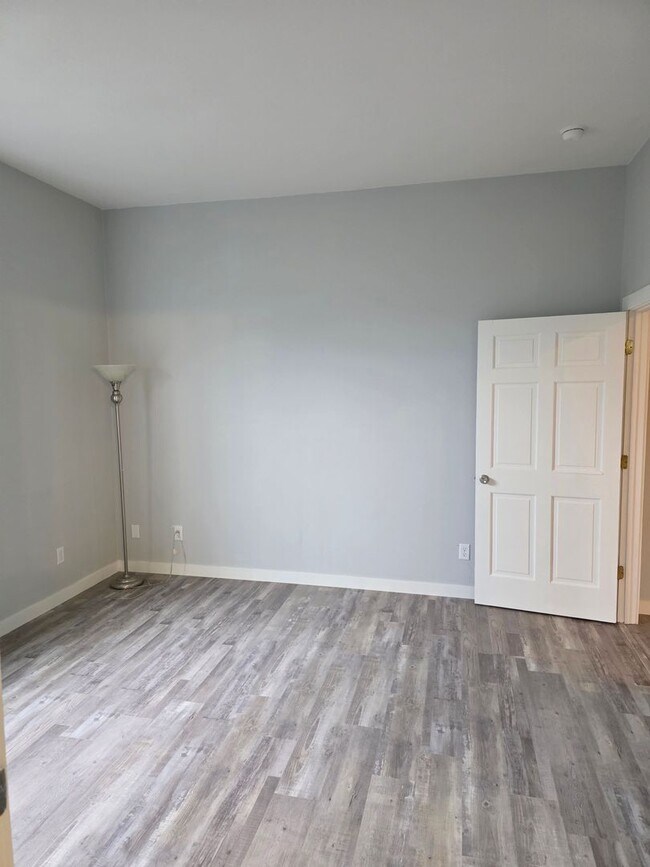 Building Photo - 184 Baileys Way