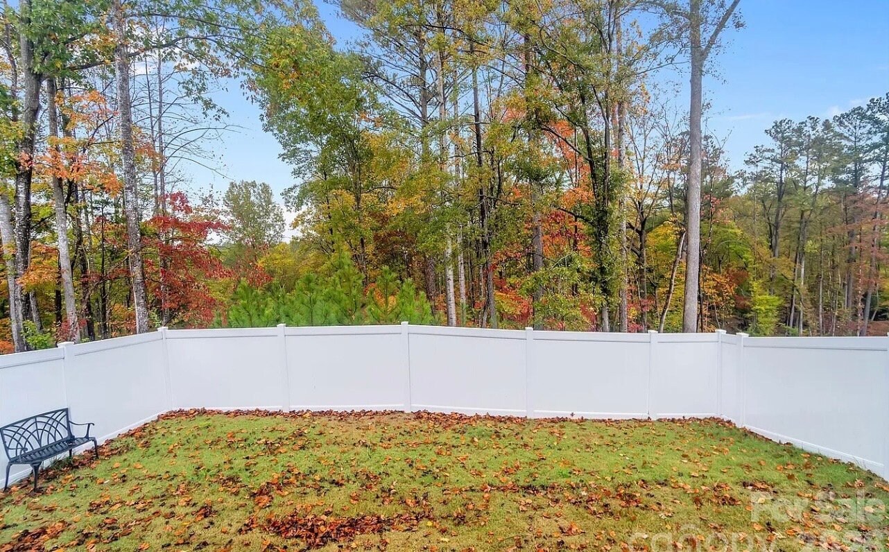 Building Photo - 242 Lacewing Dr