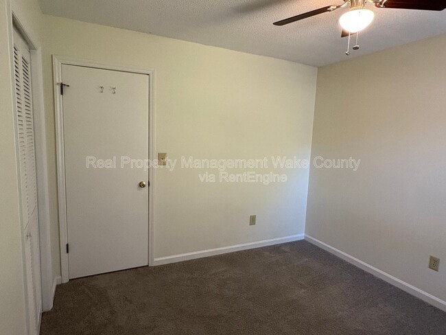 Building Photo - 306 Applecross Dr