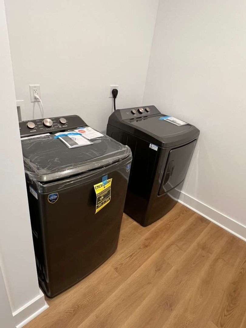 Building Photo - 1 Blake St