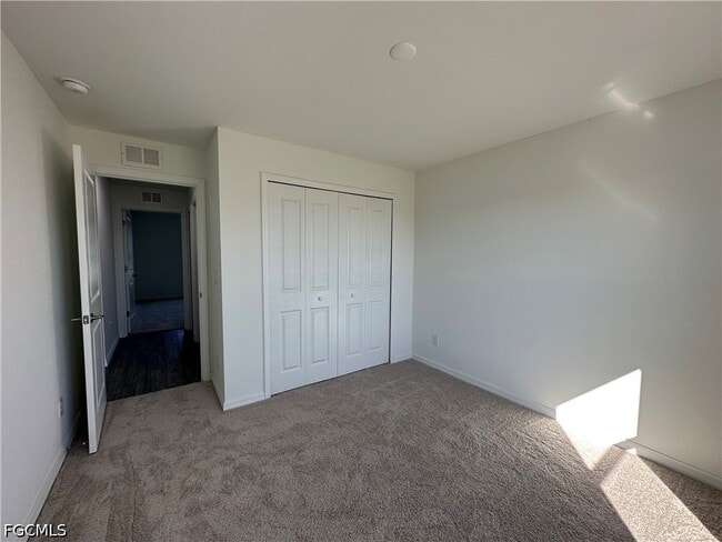Building Photo - 2604 NW 8th Pl
